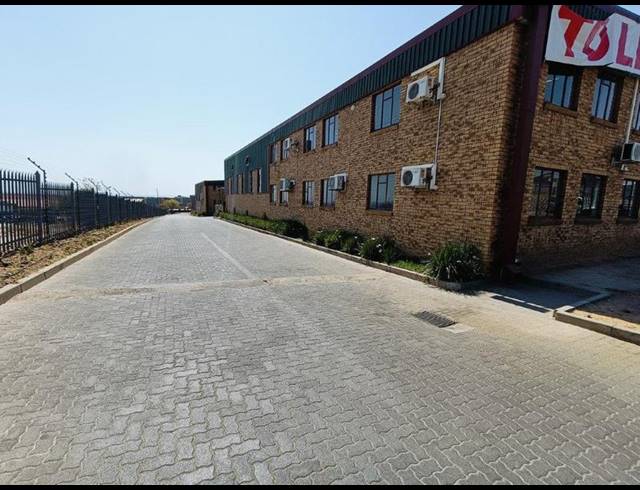 INDUSTRIAL PROPERTY TO RENT IN SAMRAND BUSINESS PARK